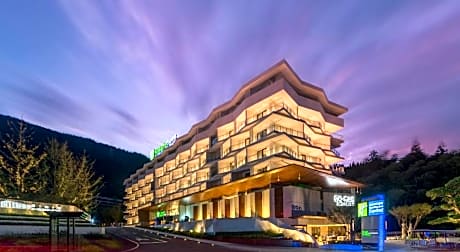 Holiday Inn Express Emei Qiliping By IHG