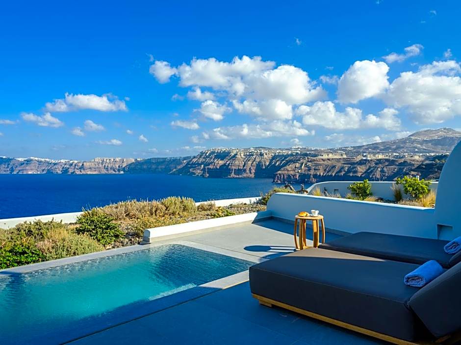 Neptune Luxury Suites