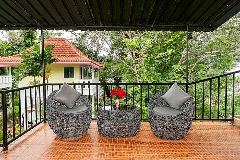 Oceanview Bungalows by EAT, Karon Beach