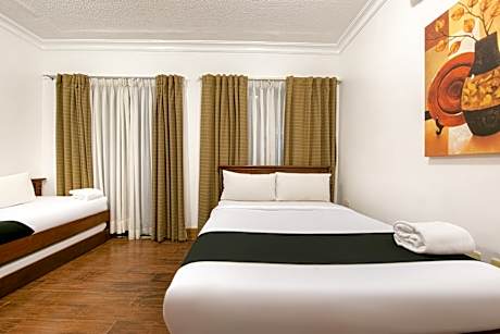 Lakeshore Family Room