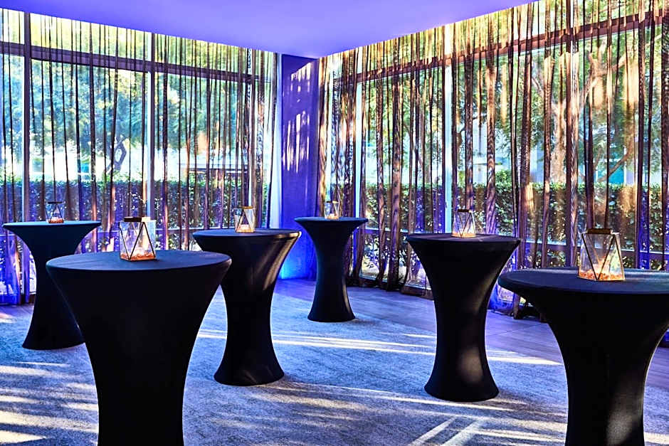 AC Hotel by Marriott Irvine