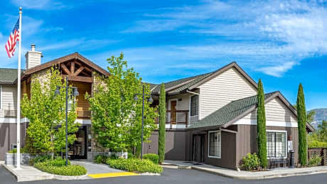 Best Western Plus Stevenson Manor