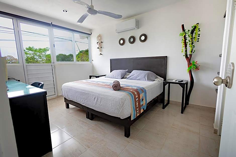 Puerto Morelos Hotel Las Palmas - Near the beach