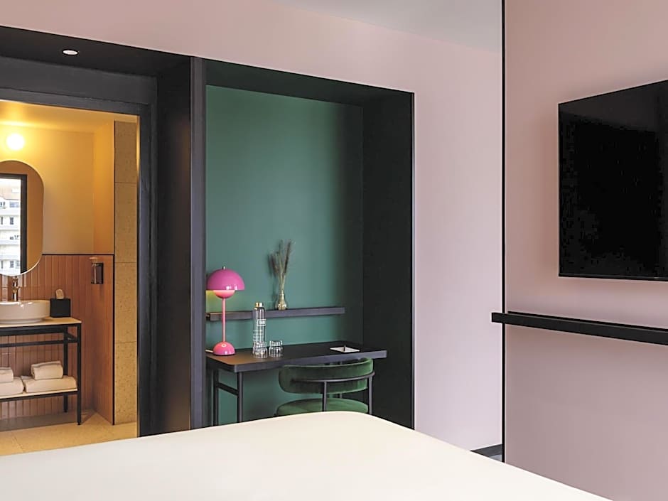 TRIBE Lyon Croix Rousse