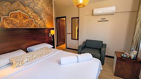 Large Double Room