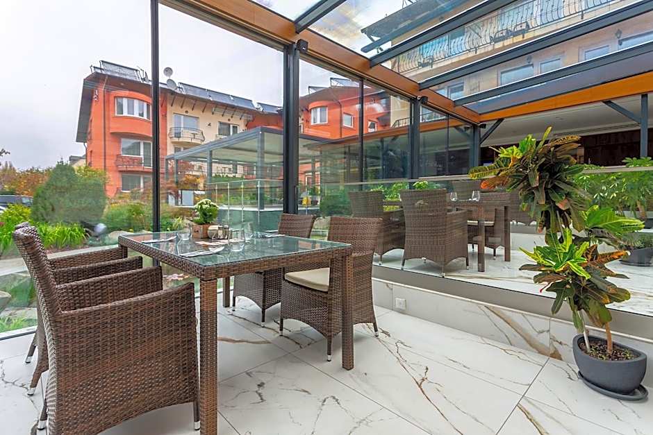 Szőnyi Garden Hotel Pest