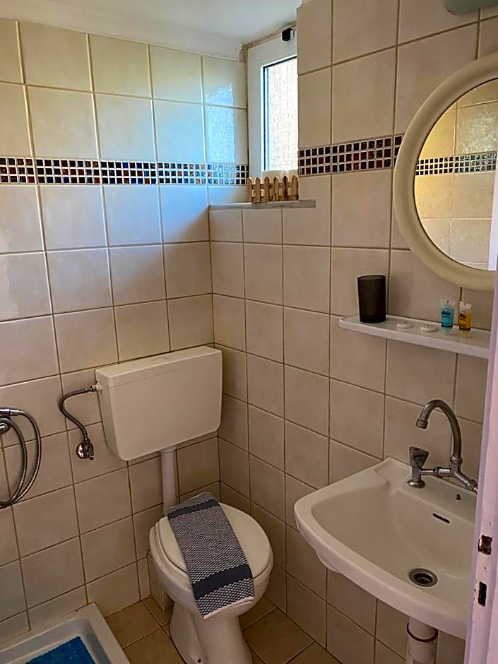 Girogiali beach hotel - Adults only