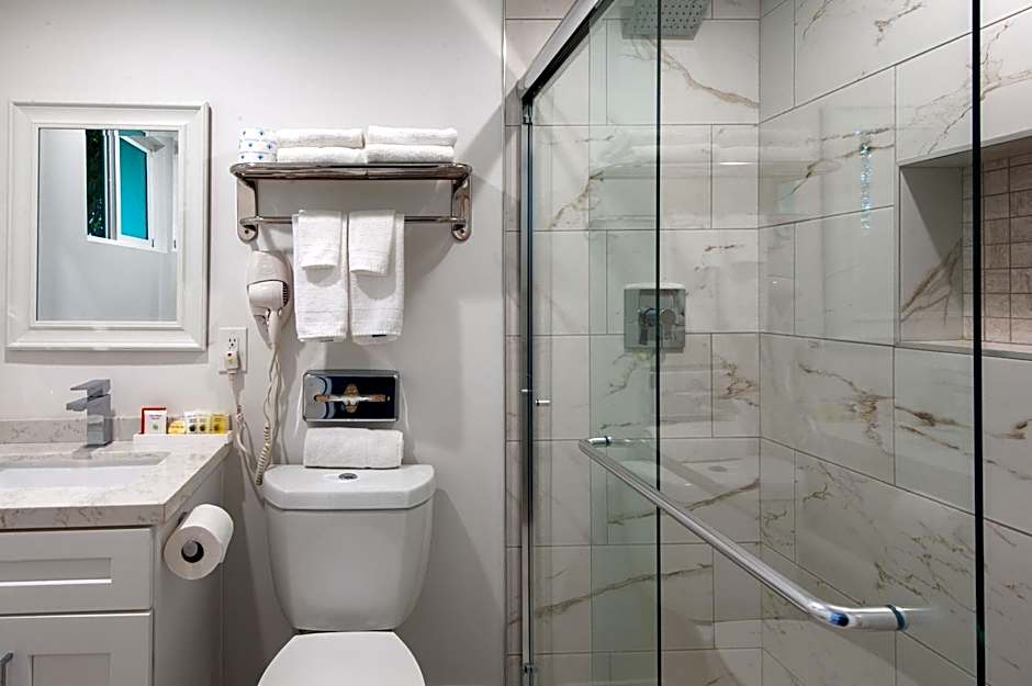 Studio City Court Yard Hotel