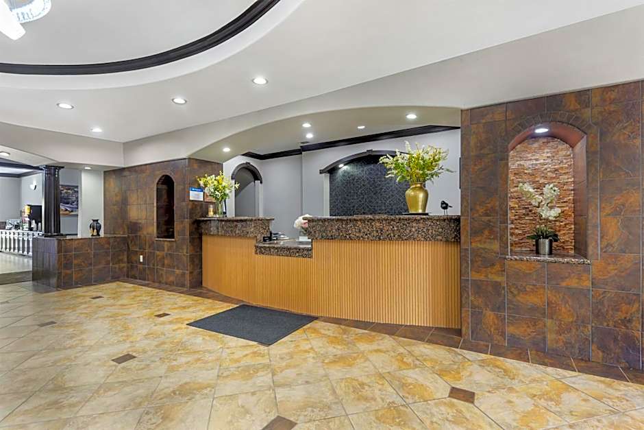 SureStay Plus Hotel by Best Western San Antonio SeaWorld