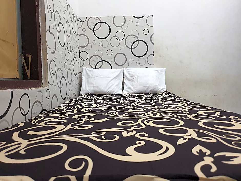 OYO Life 92622 Jatiluhur Kost Syariah