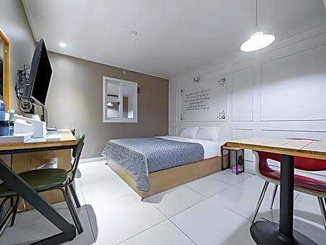 Donghae Byeol Self check-in Motel