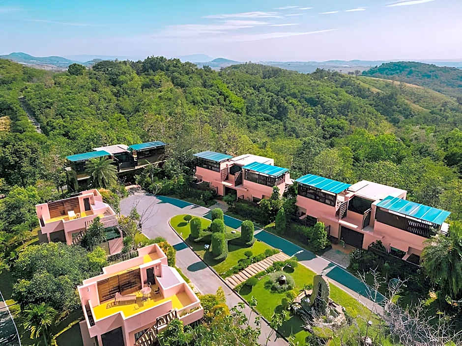 Phukumhom Resort