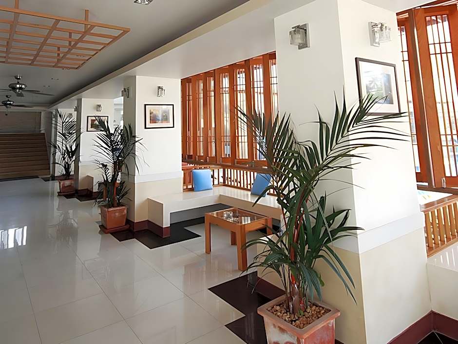 First Residence Hotel