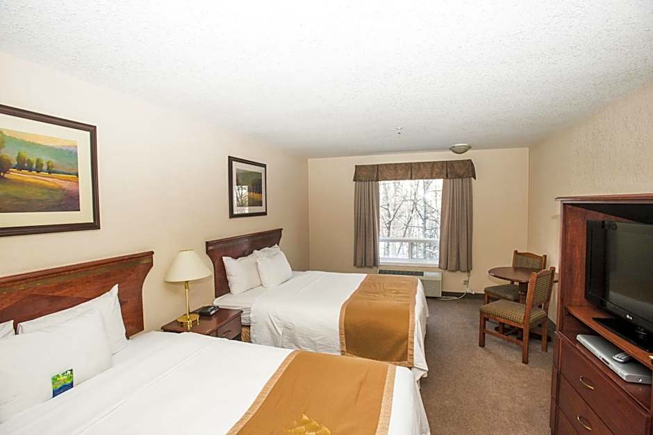 Lakeview Inns & Suites - Chetwynd
