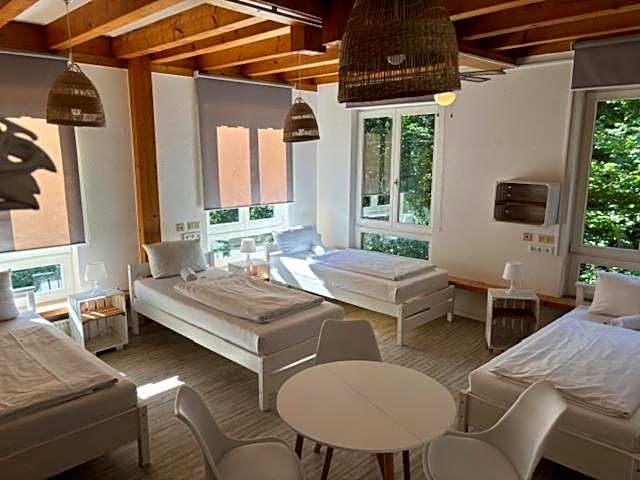 mybrand boardinghouse Volksdorf Self Check-in -free parking