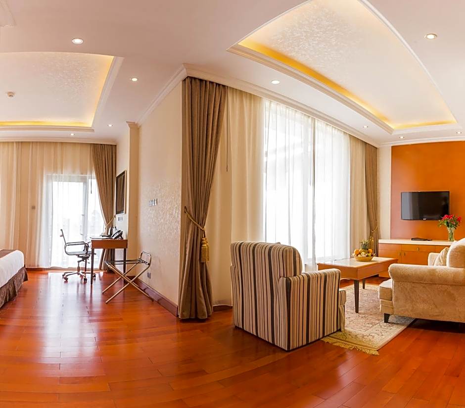 Alba Hotel Meru