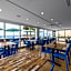 Oceanfront Litchfield Inn