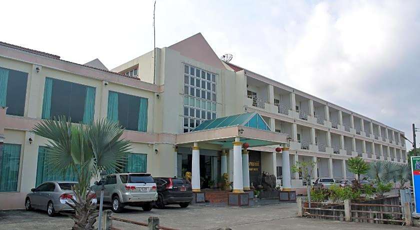 Chaikanathani Hotel