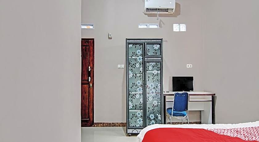 Hotel O Putri Homestay Syariah Near SPBU 14.282.694 (Air Hitam)