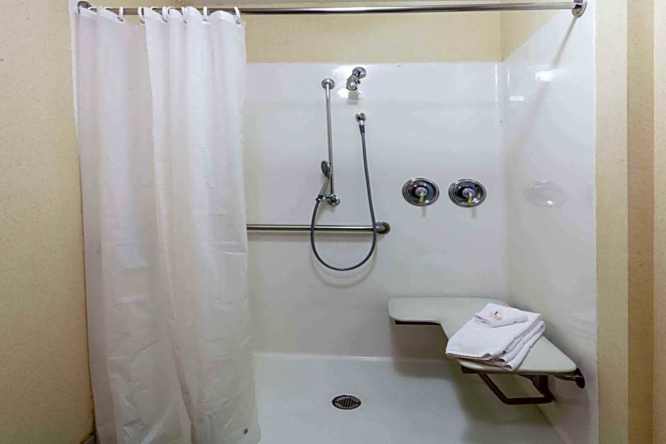 Baymont by Wyndham Columbia Maury