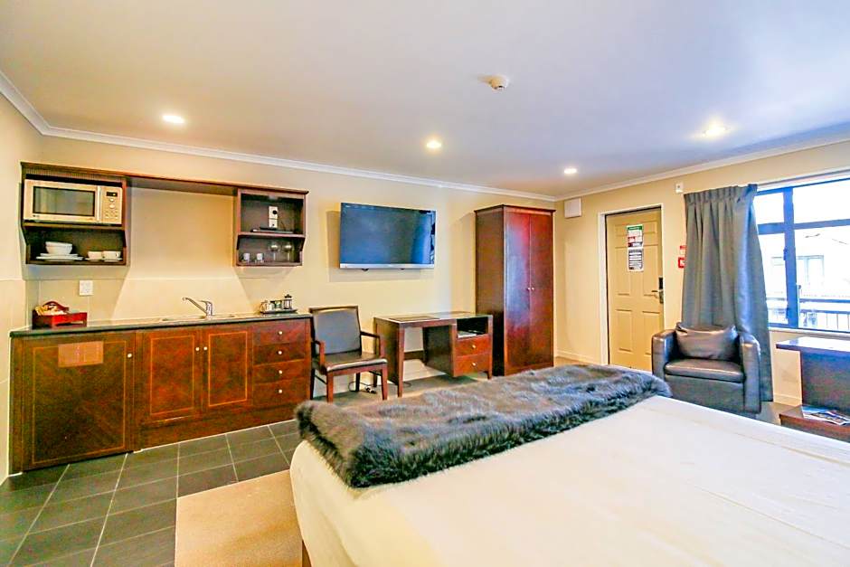 Aotea Motor Lodge