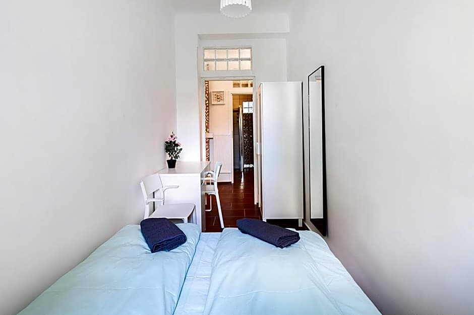 Downtown Buda Homes Relax