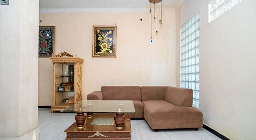 RedDoorz near Uniska Banjarmasin