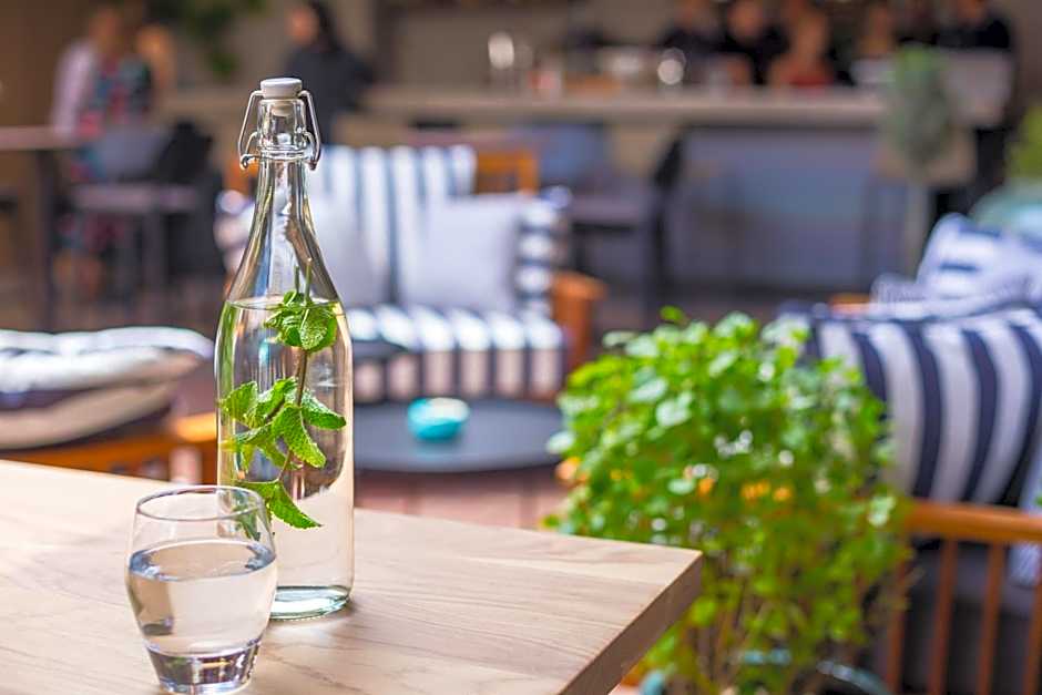 Hotel Indigo Larnaca By IHG- Adults Only