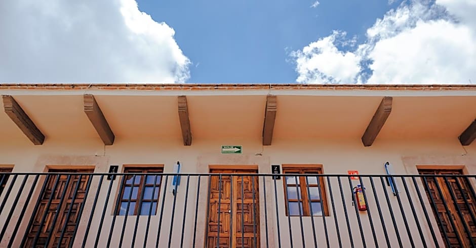Mikaella Hotel
