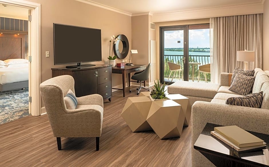 Hilton Dallas/Rockwall Lakefront Hotel