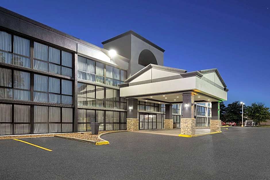 Wingate by Wyndham Kansas City