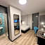 THE Pretoria Hotel