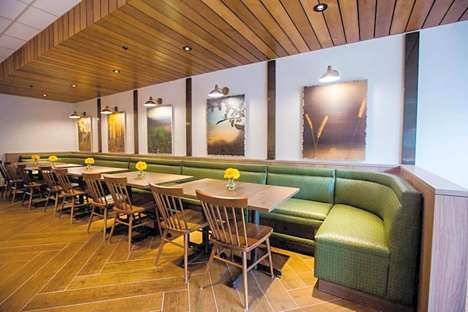 Fairfield Inn & Suites by Marriott Philadelphia Broomall/Newtown Square