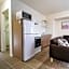 Adina Place Motel Apartments