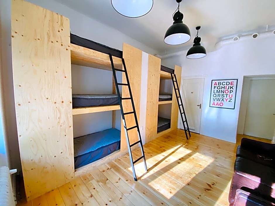 City Backpackers Hostel
