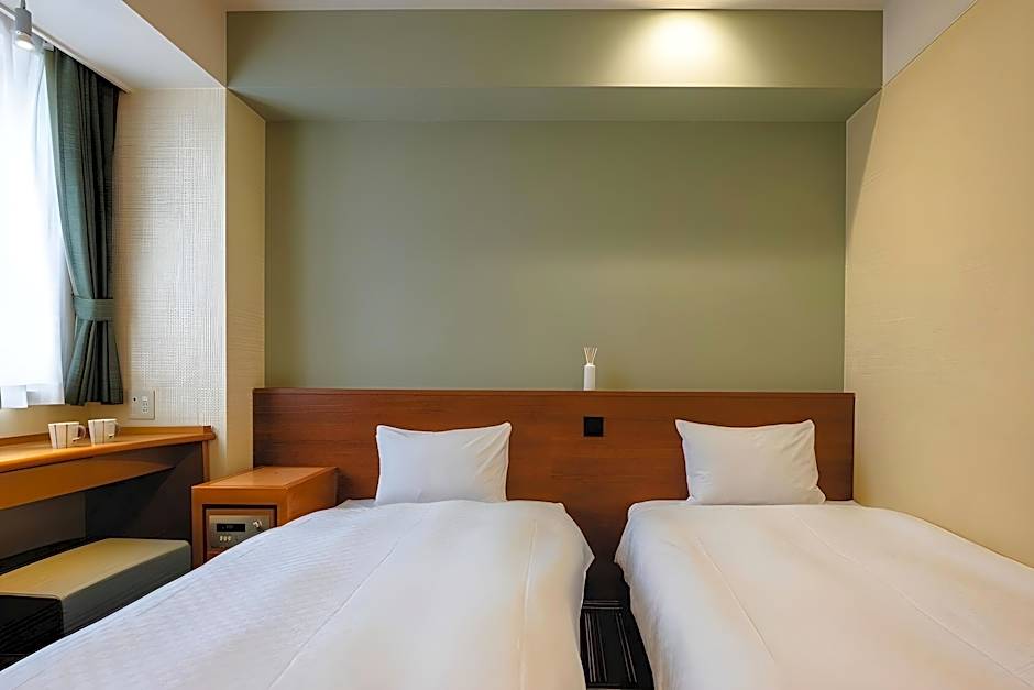 Kanku Izumiotsu Washington Hotel