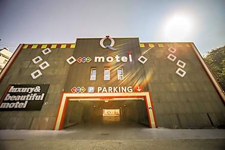Chilgok Q Motel