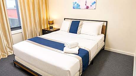 One-Bedroom Apartment - Gipps
