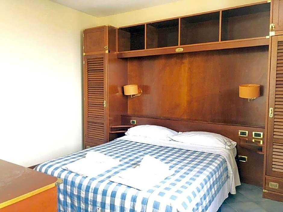 Photo 1 of 11 of Superior 1 Double Bed or 2 Beds, Sea View