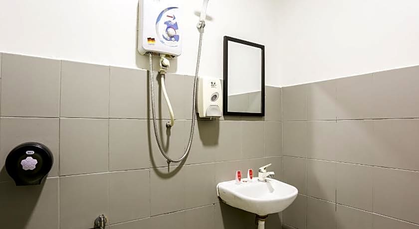 Hotel O Kl2f Rest & Go