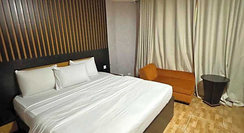 Msquare Hotel GRA