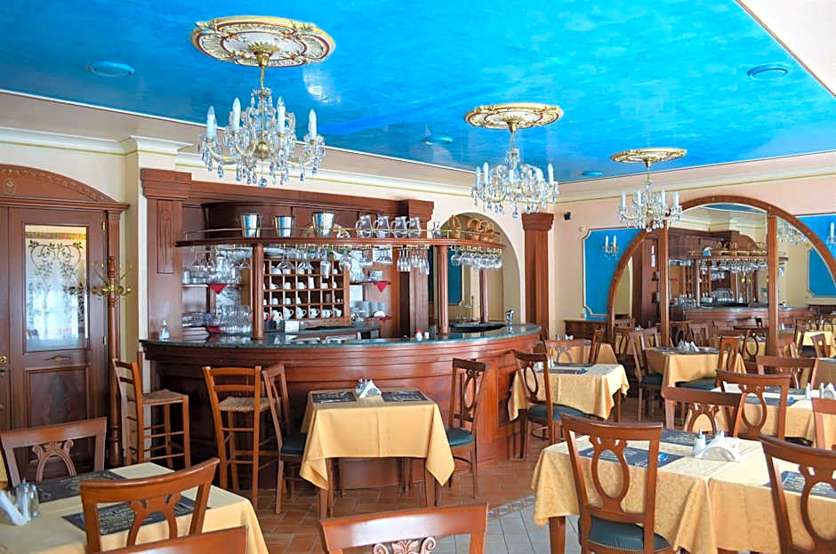 Hotel Renesance Krasna Kralovna