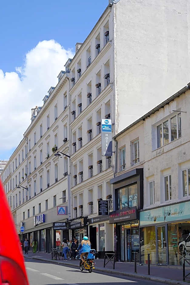 Hotel Le Montmartre Saint Pierre