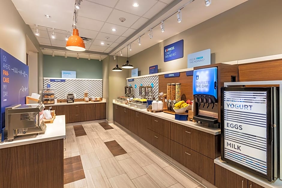 Holiday Inn Express And Suites Moreno Valley - Riverside By IHG