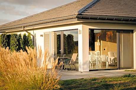 Apartment with Garden View
