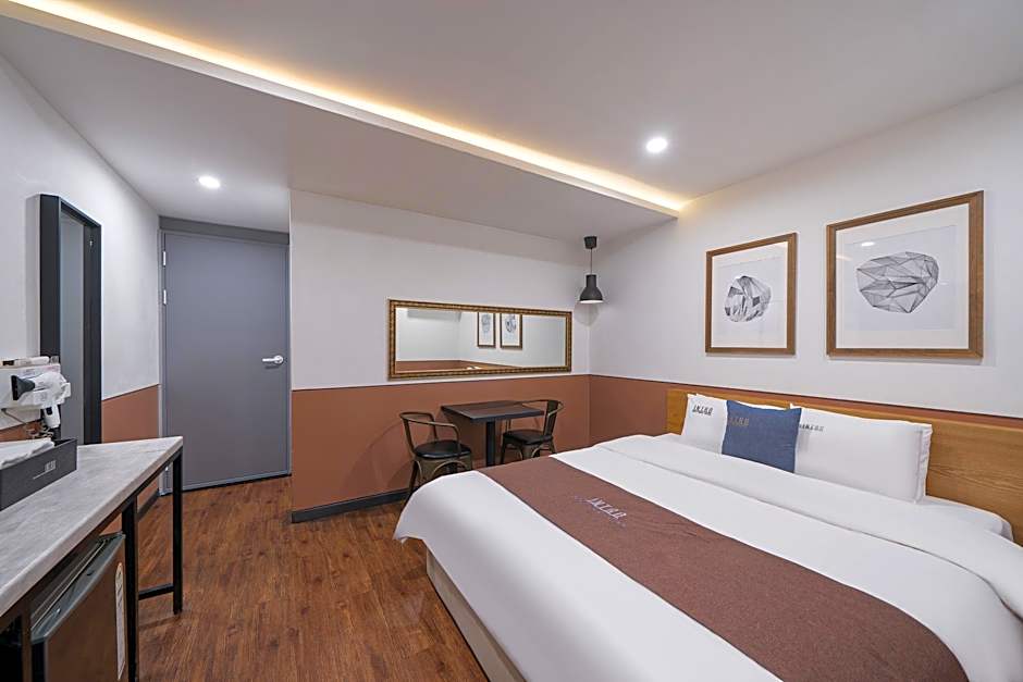 Jeonju Junghwasandong Hotel Intro