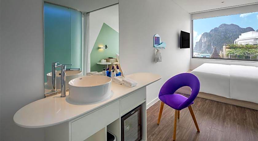 Tru by Hilton Ha Long Hon Gai Centre