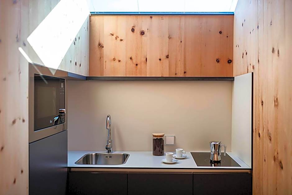 La Paula Apartments & Suites