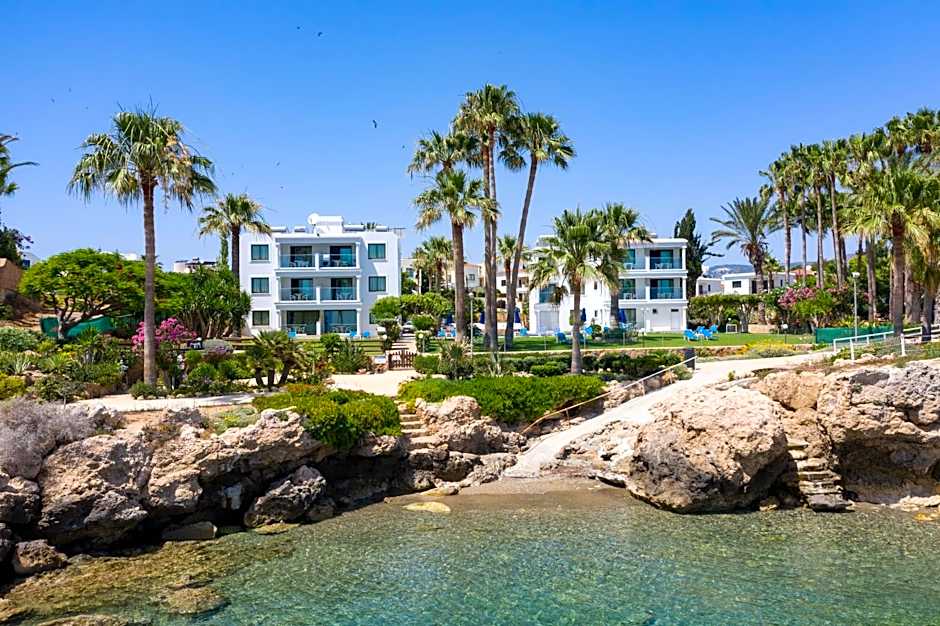 Rododafni Beach Apartments