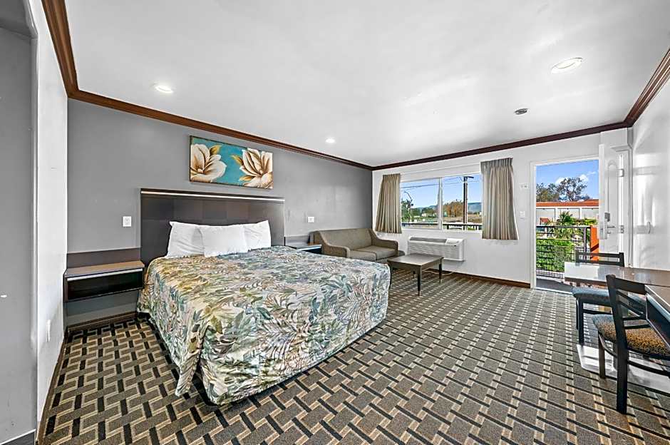 Starlight Inn South El Monte